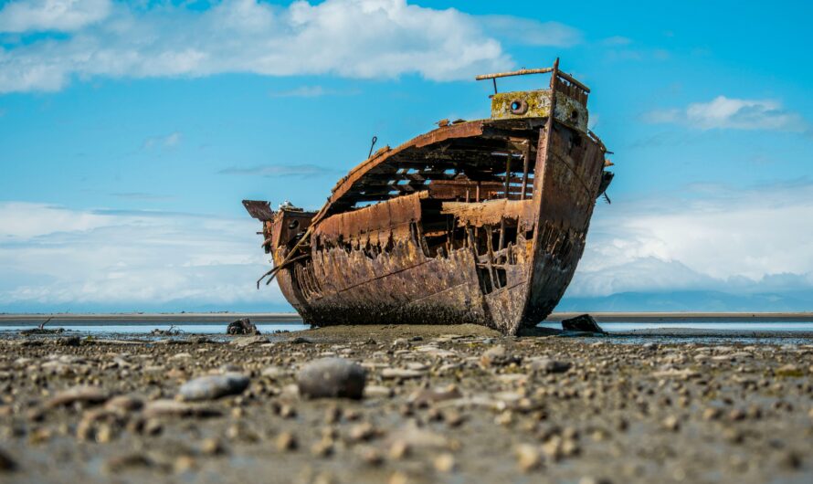 Shipwrecks of the Atlantic: Stories of Lost Treasures and Maritime Disasters